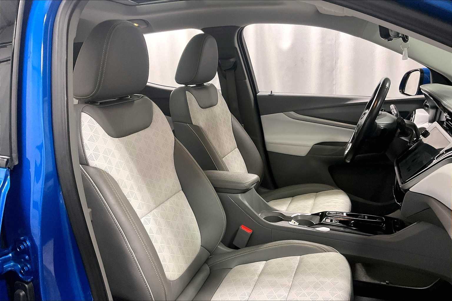 2022 Chevrolet Bolt EUV Premier - Photo 11