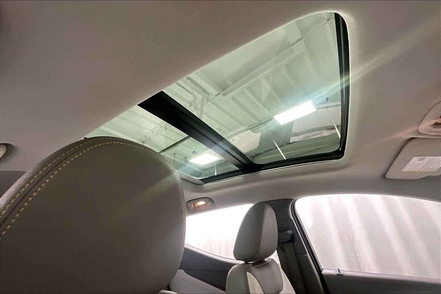 2022 Chevrolet Bolt EUV Premier - Photo 23