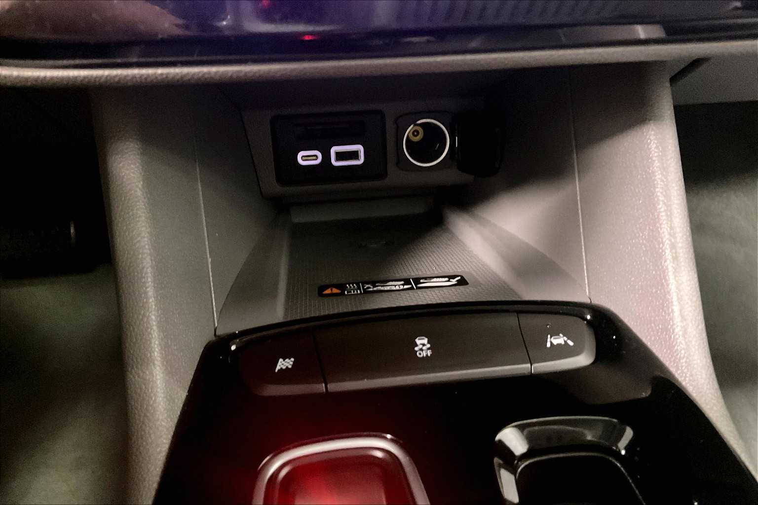 2022 Chevrolet Bolt EUV Premier - Photo 28