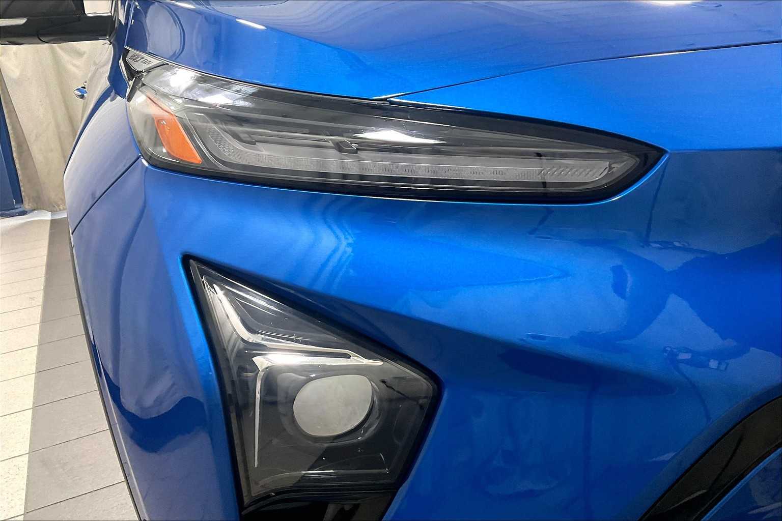2022 Chevrolet Bolt EUV Premier - Photo 34