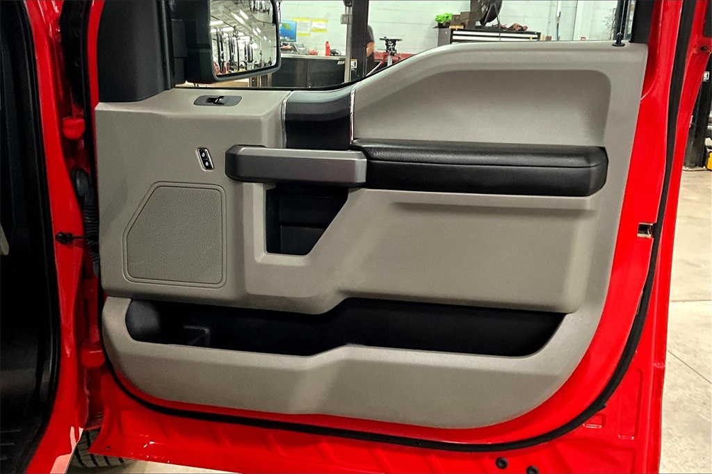 2020 Ford F-150 XLT - Photo 12