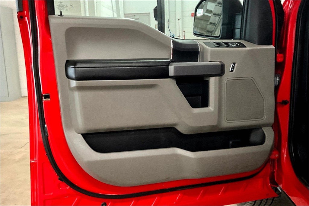 2020 Ford F-150 XLT - Photo 9