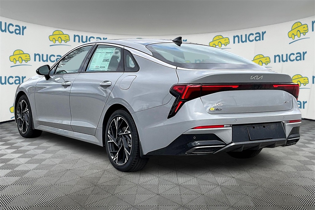 2025 Kia K5 GT-Line - Photo 5