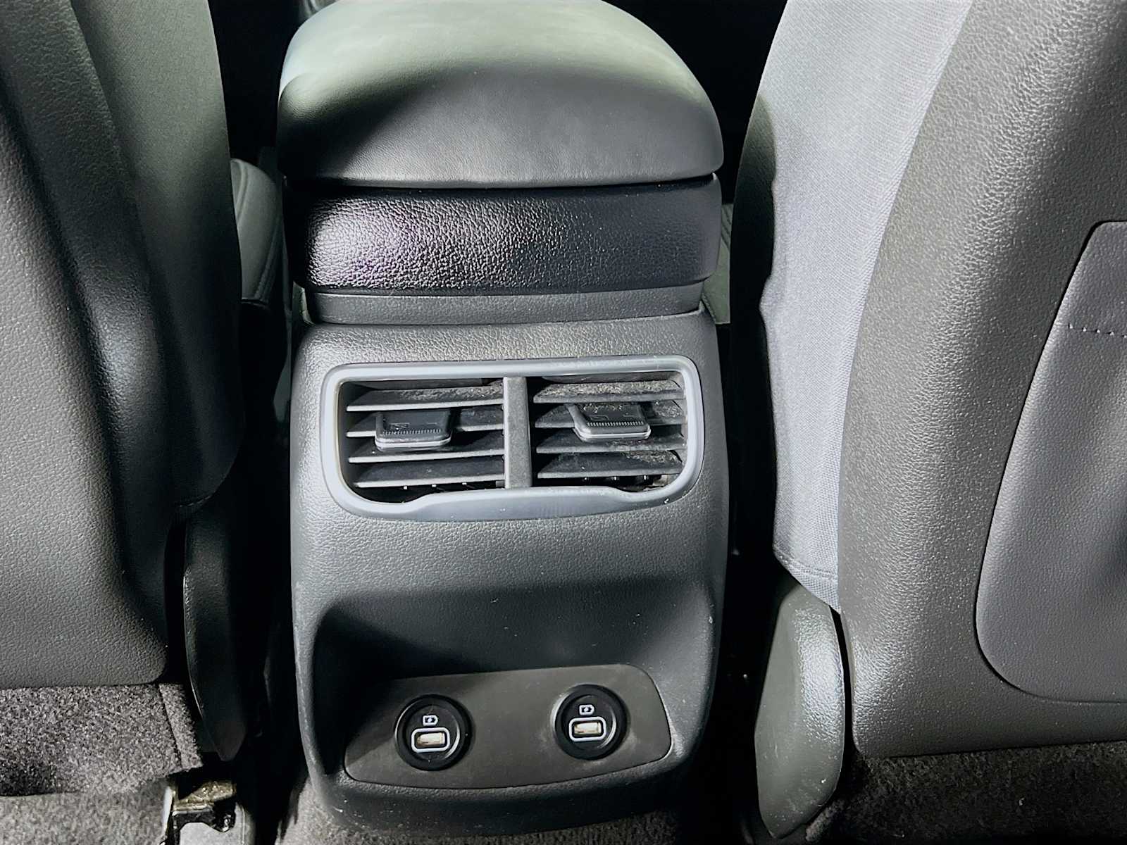 2022 Hyundai Santa Fe SEL - Photo 25