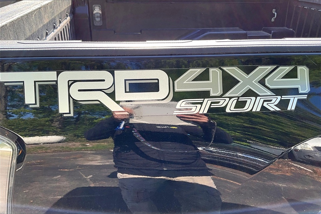 2021 Toyota Tacoma TRD Sport - Photo 7