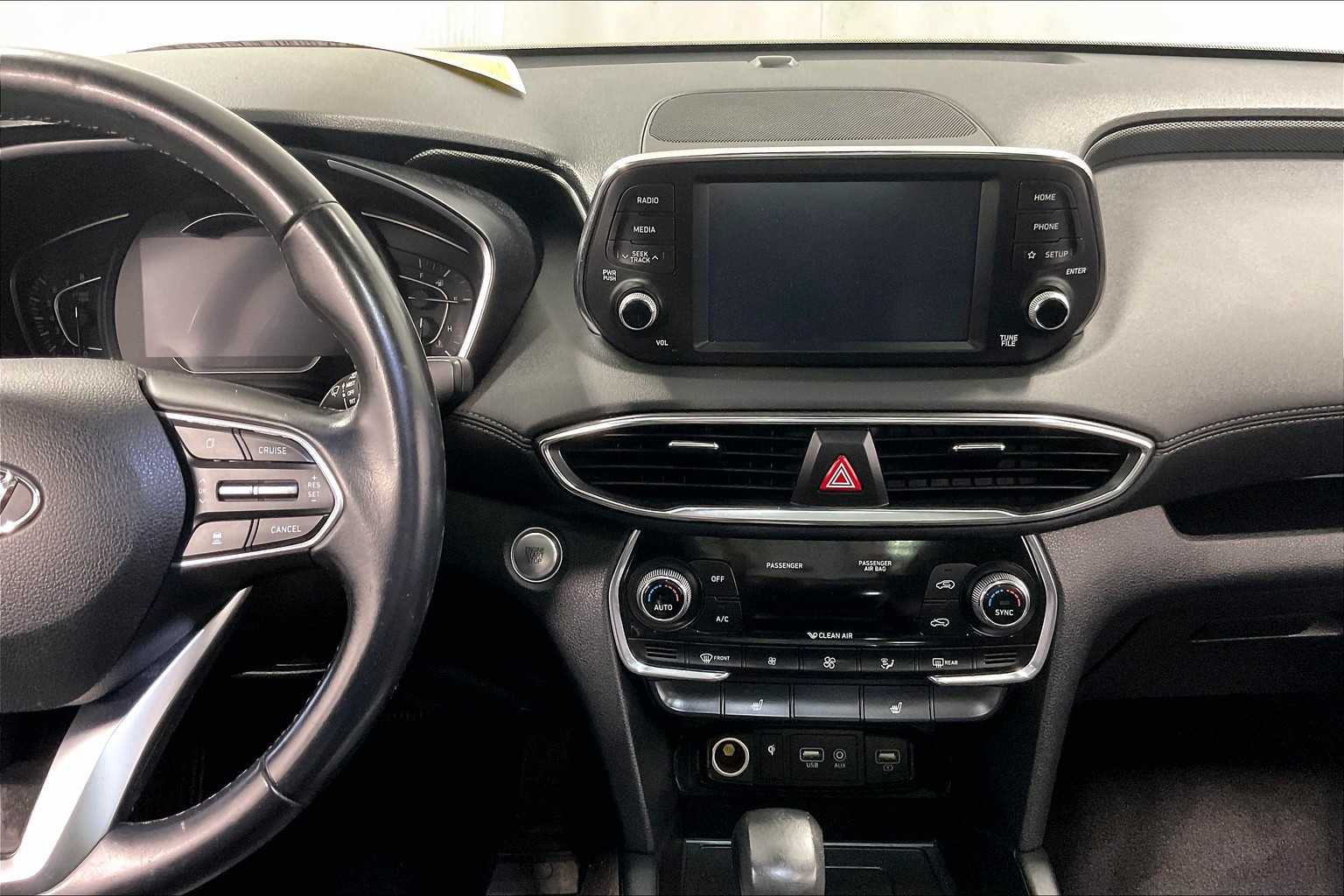 2020 Hyundai Santa Fe SEL - Photo 18