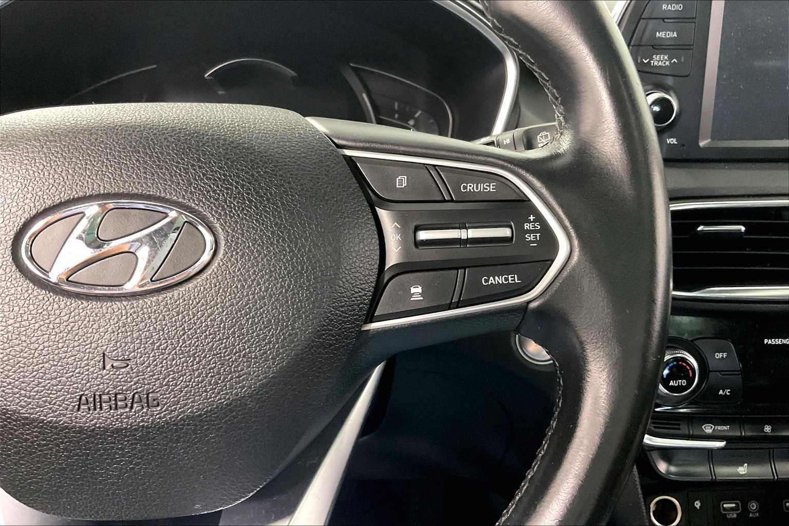 2020 Hyundai Santa Fe SEL - Photo 24