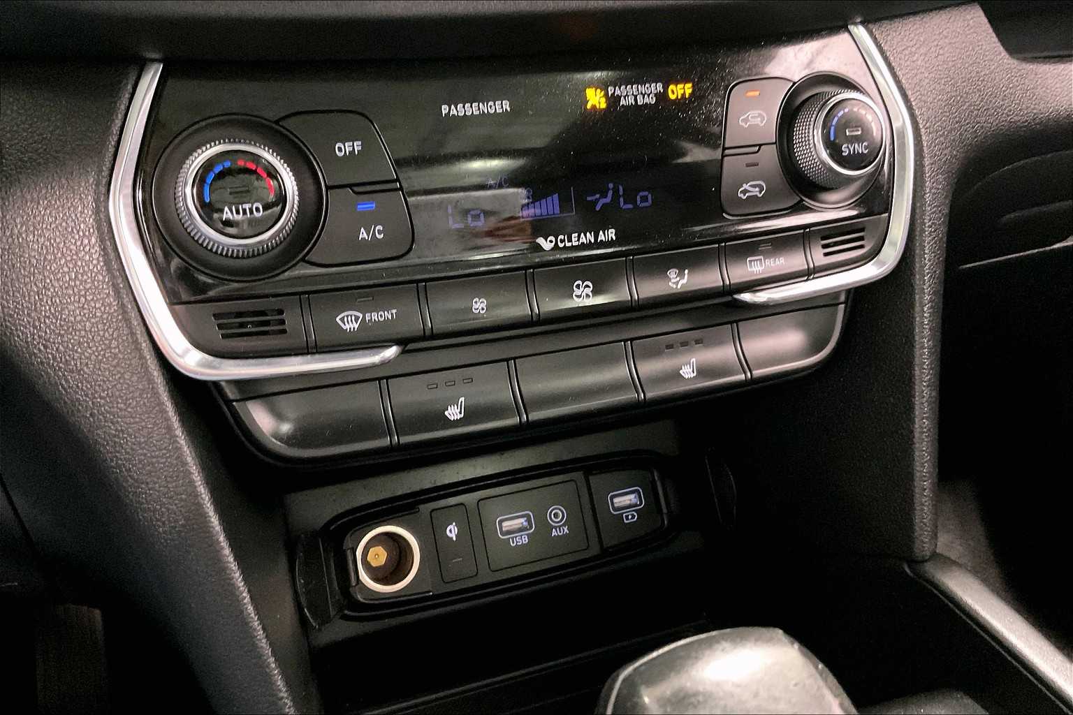 2020 Hyundai Santa Fe SEL - Photo 26