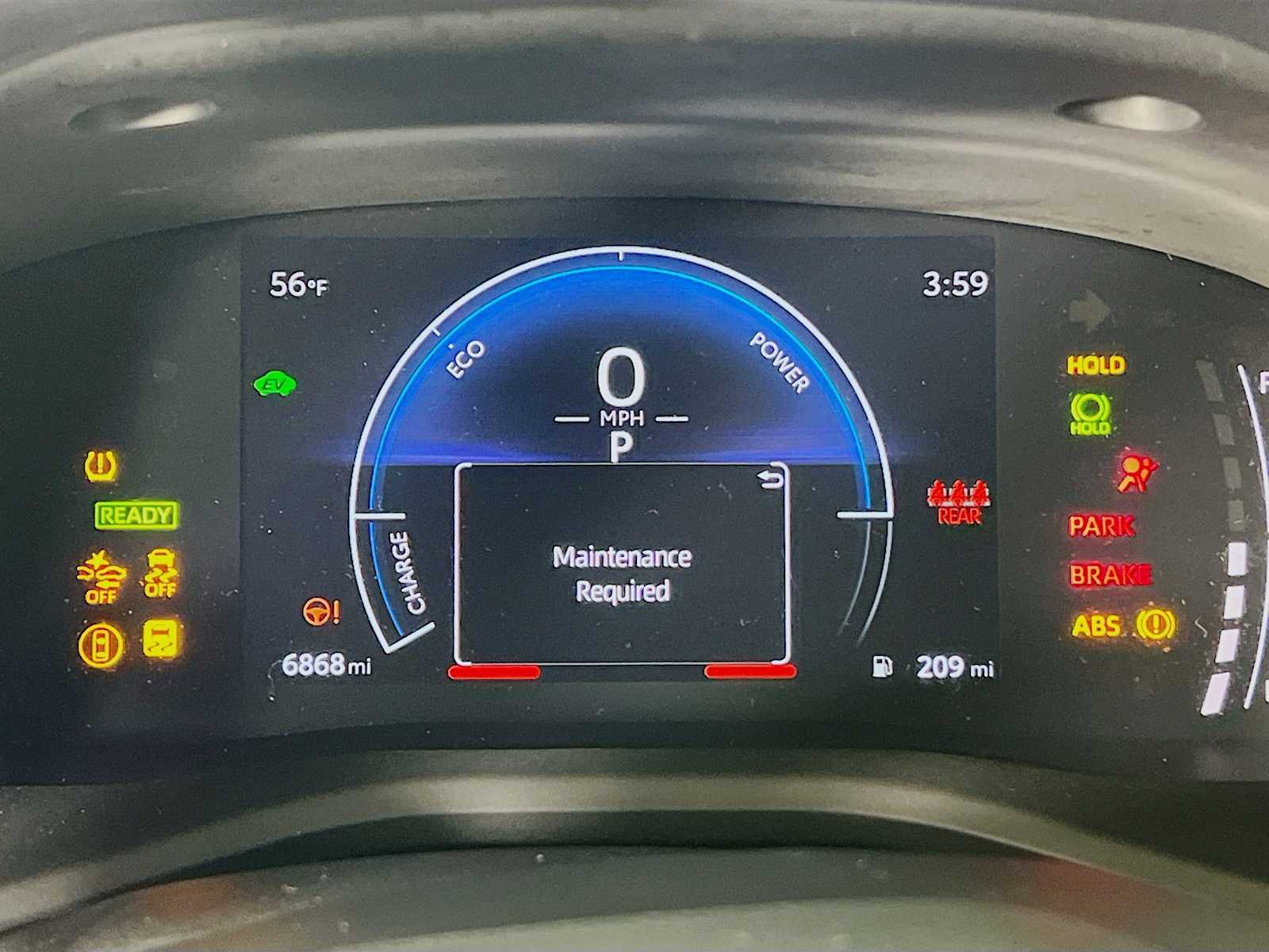 2025 Toyota Camry SE - Photo 12