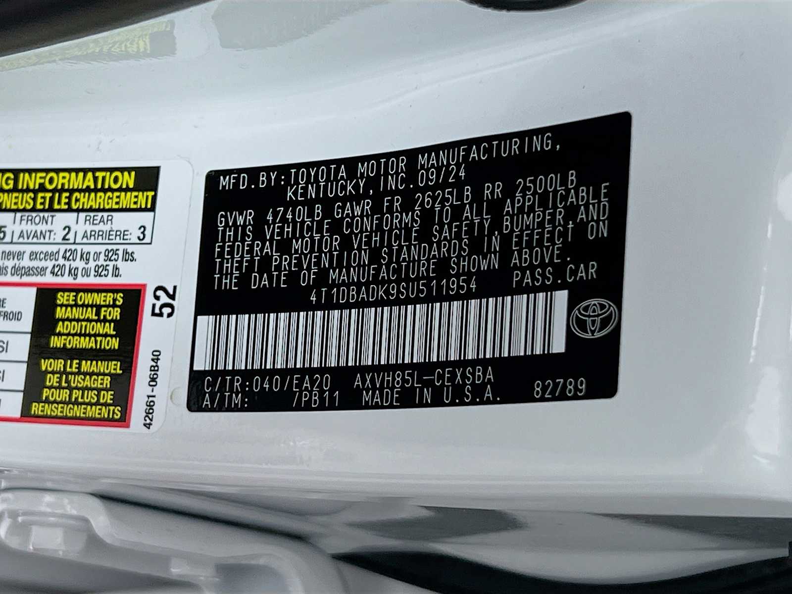 2025 Toyota Camry SE - Photo 31