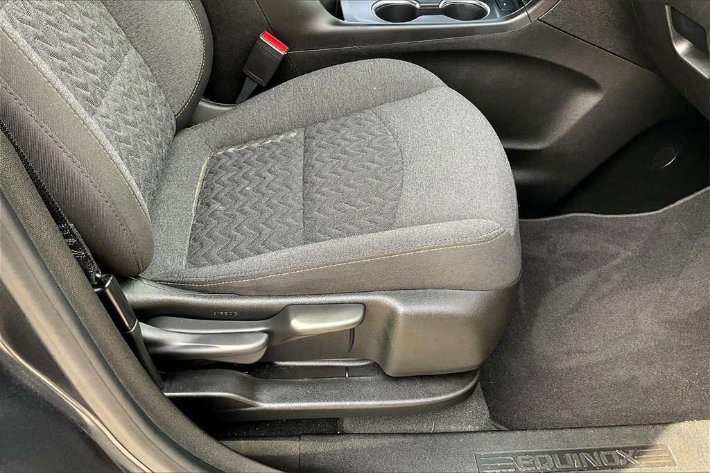 2022 Chevrolet Equinox LT - Photo 35