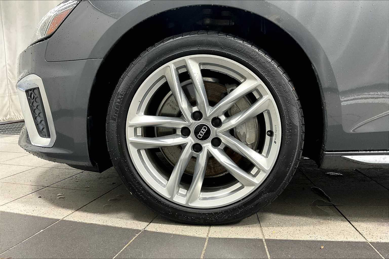 2021 Audi A4 S line Premium Plus - Photo 7