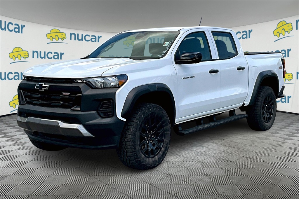 2024 Chevrolet Colorado Trail Boss - Photo 3