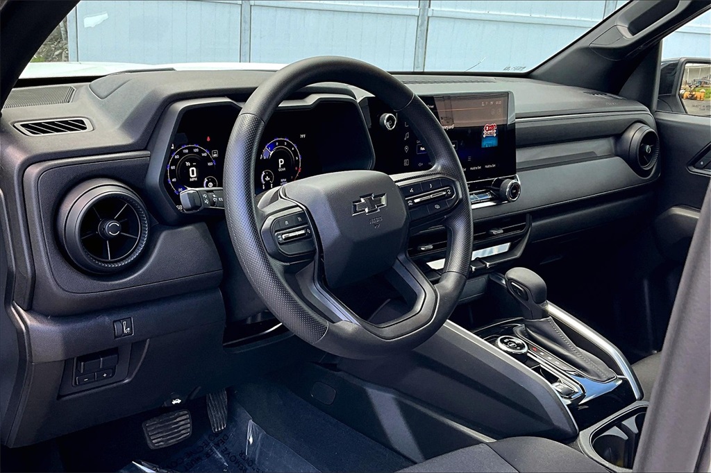 2024 Chevrolet Colorado Trail Boss - Photo 8