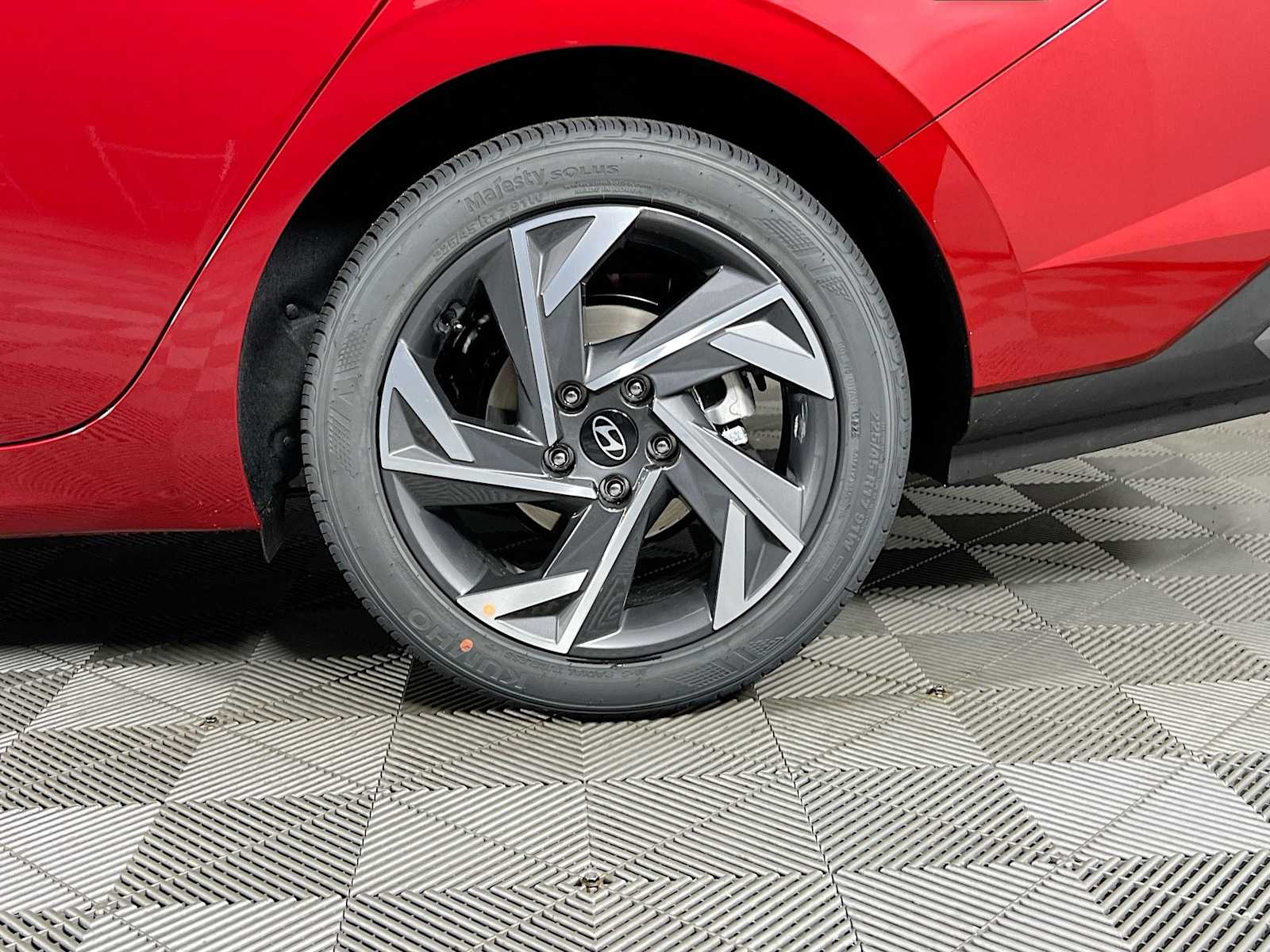 2025 Hyundai Elantra SEL Sport - Photo 18