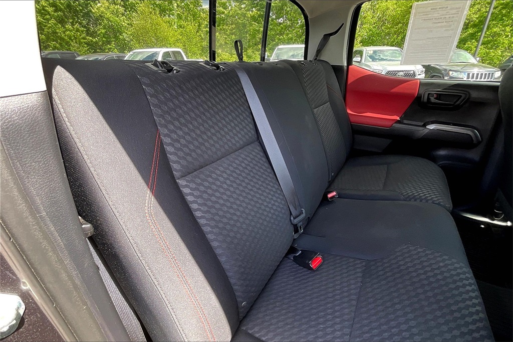 2021 Toyota Tacoma SR5 - Photo 15