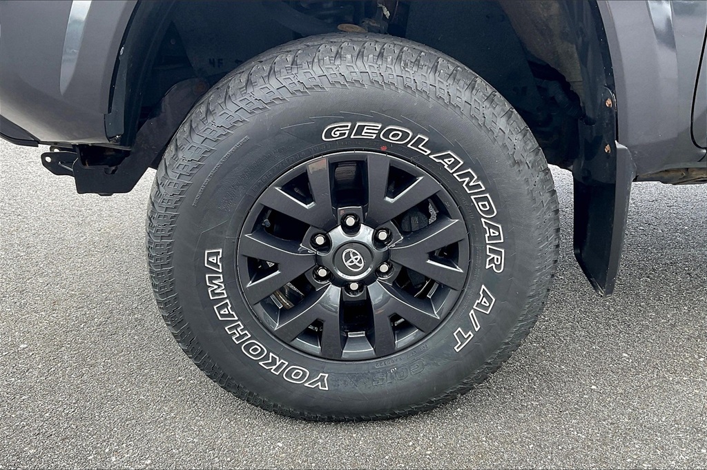 2021 Toyota Tacoma SR5 - Photo 7