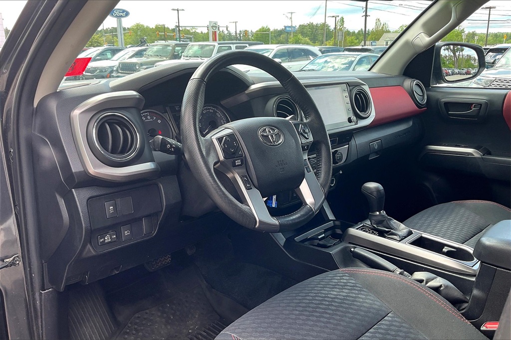 2021 Toyota Tacoma SR5 - Photo 8