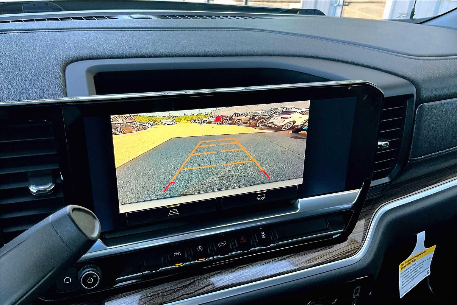 2022 Chevrolet Silverado 1500 LT - Photo 19