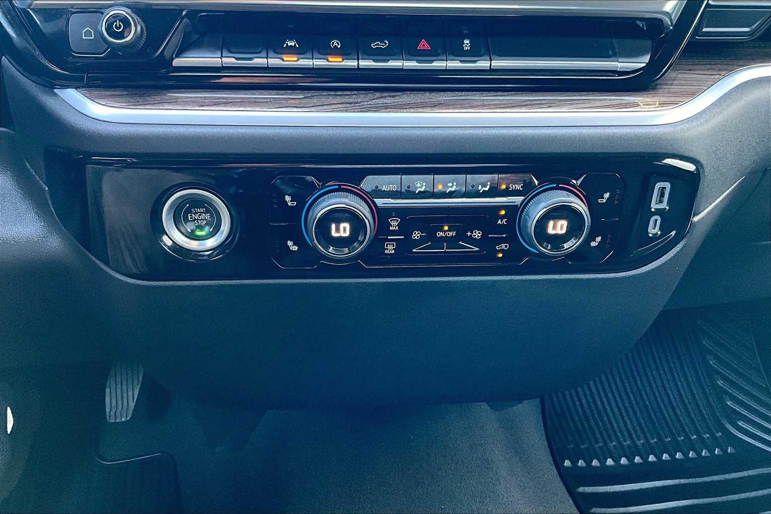 2022 Chevrolet Silverado 1500 LT - Photo 25