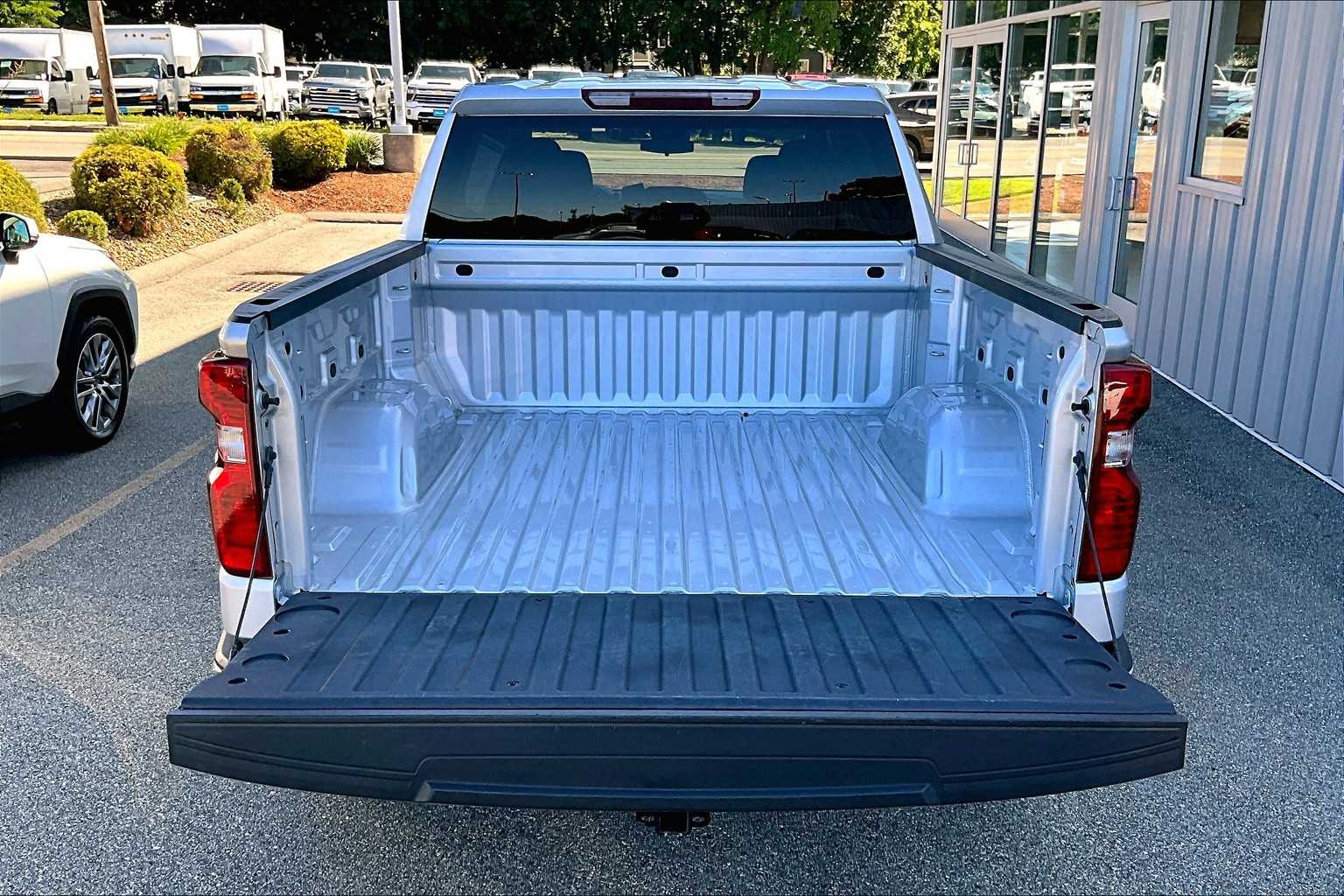 2022 Chevrolet Silverado 1500 LT - Photo 30