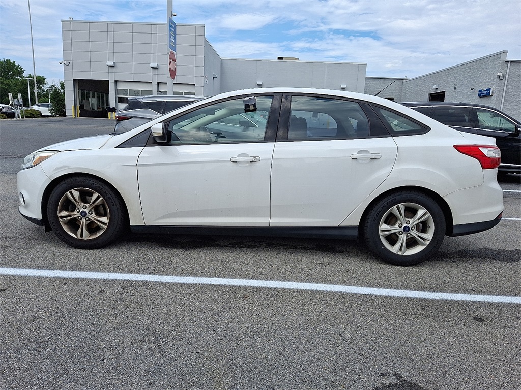 2014 Ford Focus SE - Photo 4