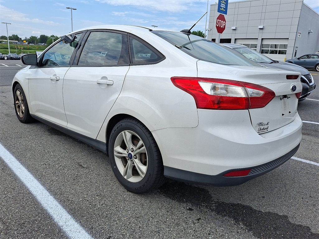 2014 Ford Focus SE - Photo 5