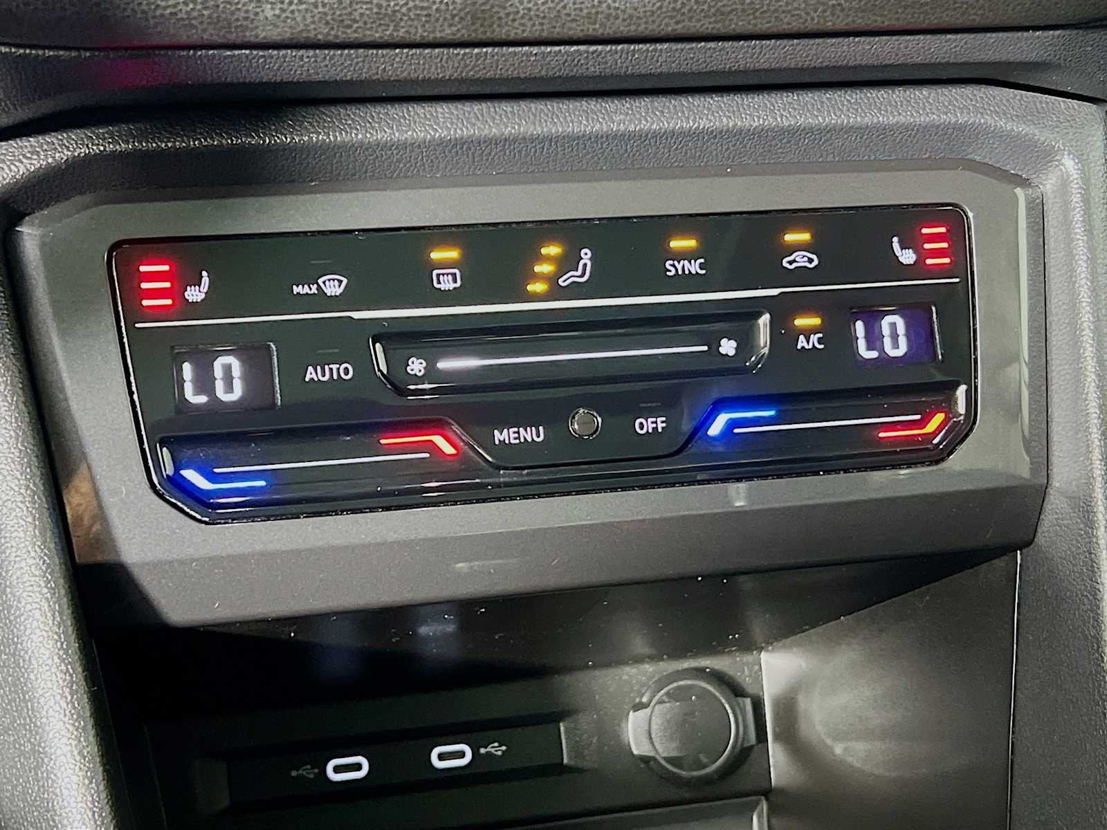 2022 Volkswagen Tiguan SE - Photo 15