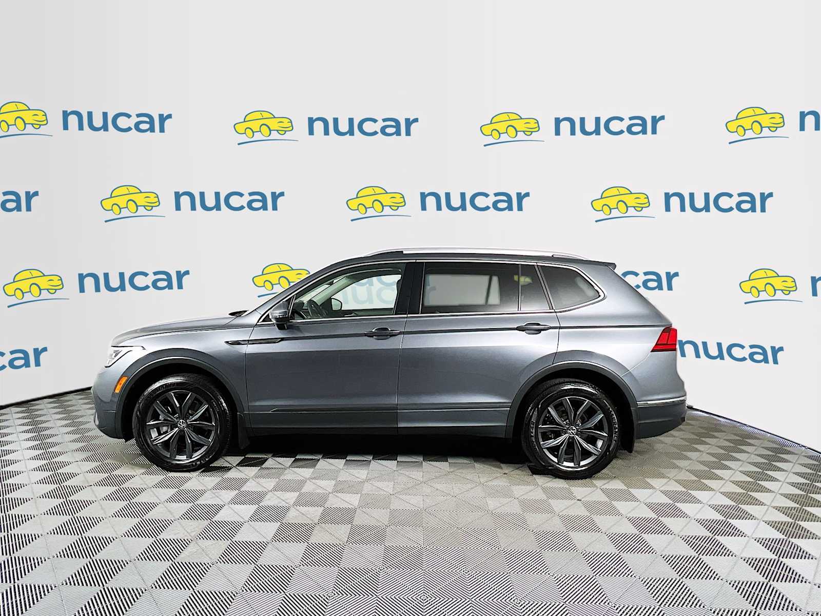 2022 Volkswagen Tiguan SE - Photo 4