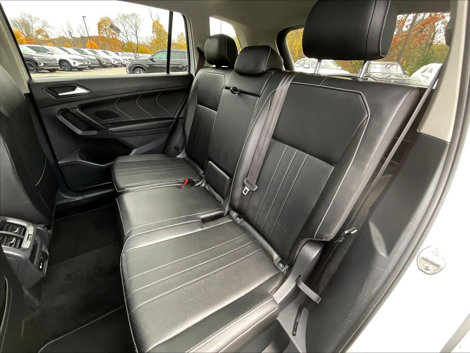 2022 Volkswagen Tiguan SE - Photo 15