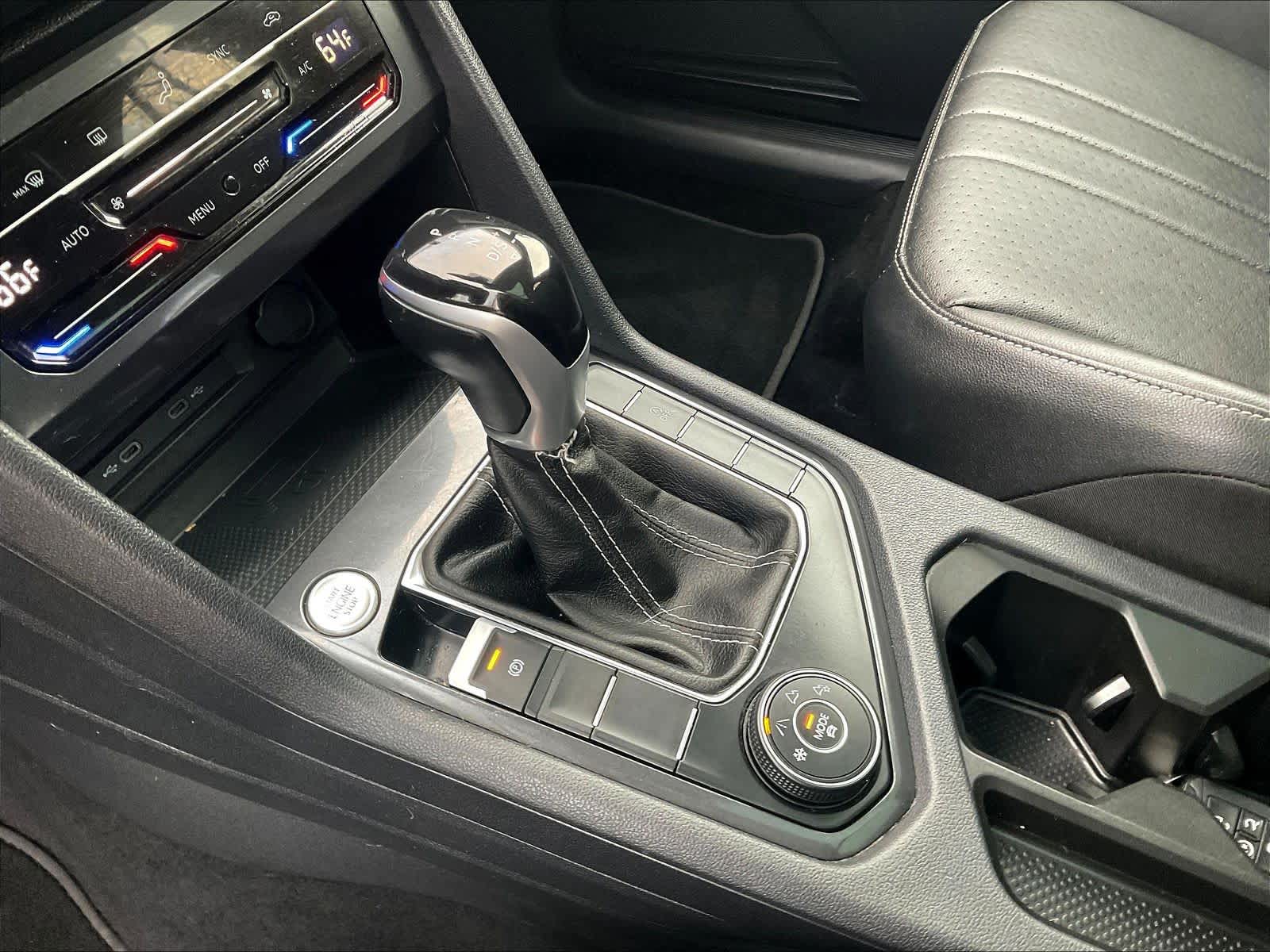 2022 Volkswagen Tiguan SE - Photo 20