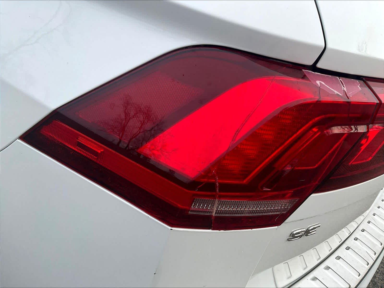 2022 Volkswagen Tiguan SE - Photo 33