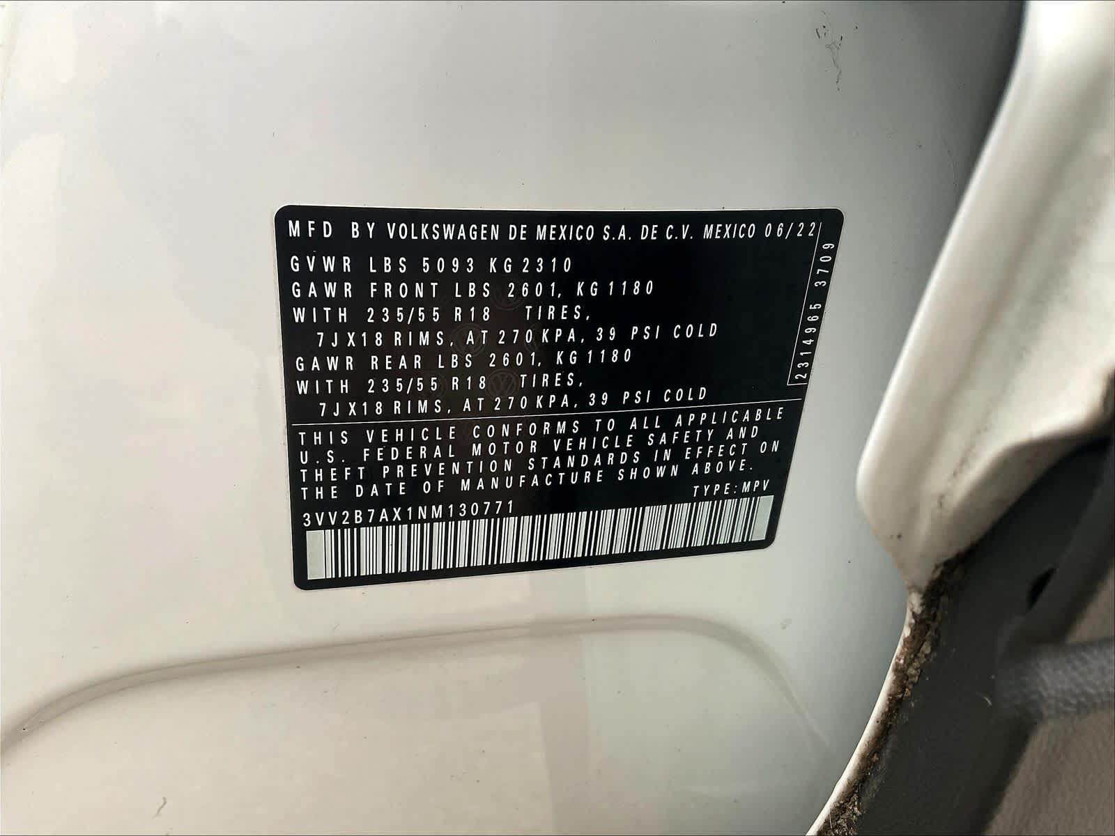 2022 Volkswagen Tiguan SE - Photo 35