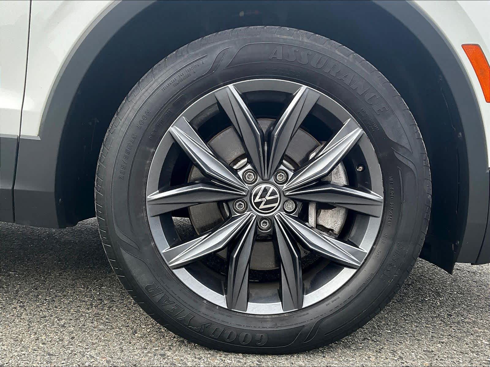 2022 Volkswagen Tiguan SE - Photo 7