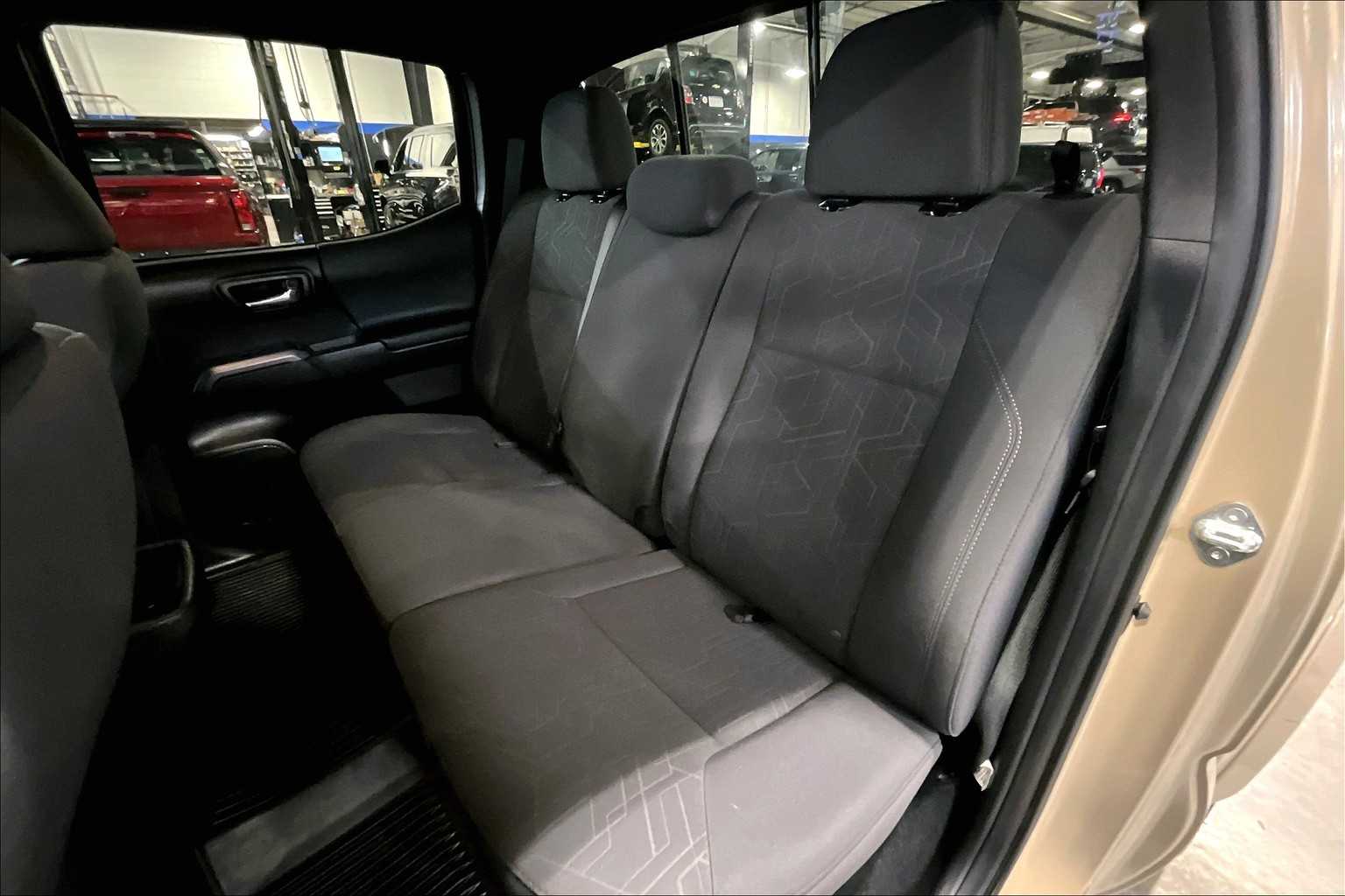 2019 Toyota Tacoma TRD Sport - Photo 15