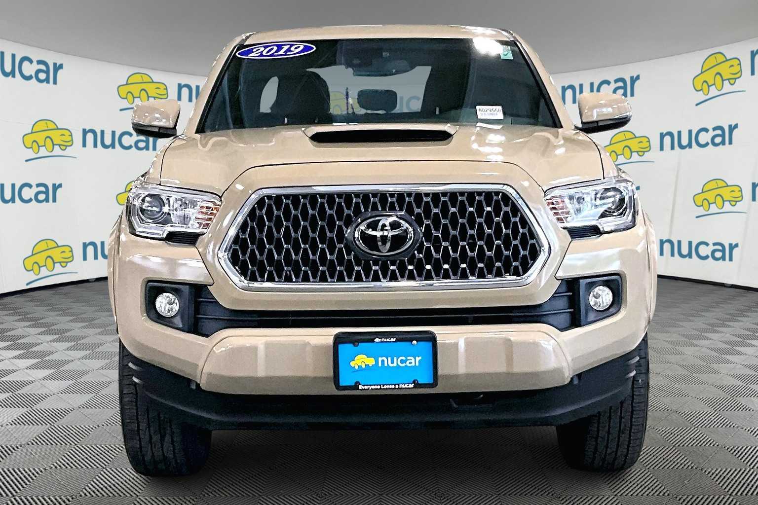 2019 Toyota Tacoma TRD Sport - Photo 2