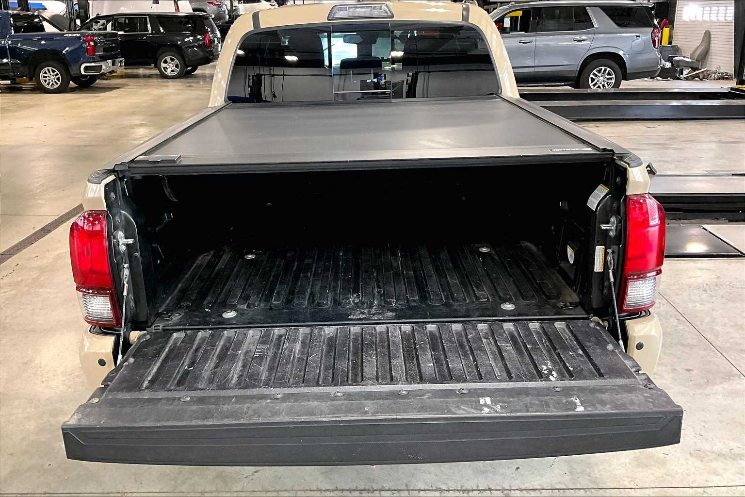 2019 Toyota Tacoma TRD Sport - Photo 32