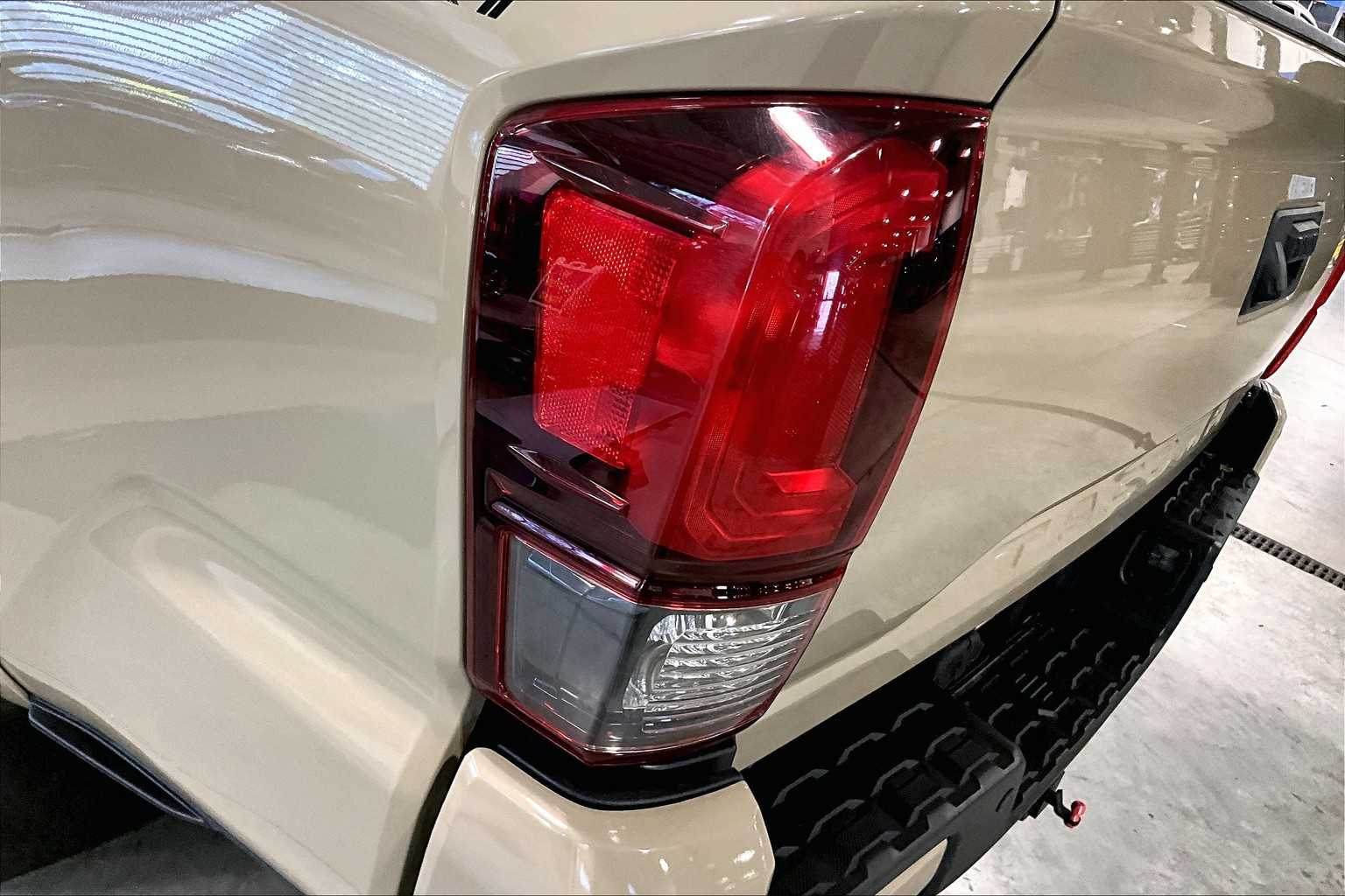 2019 Toyota Tacoma TRD Sport - Photo 35