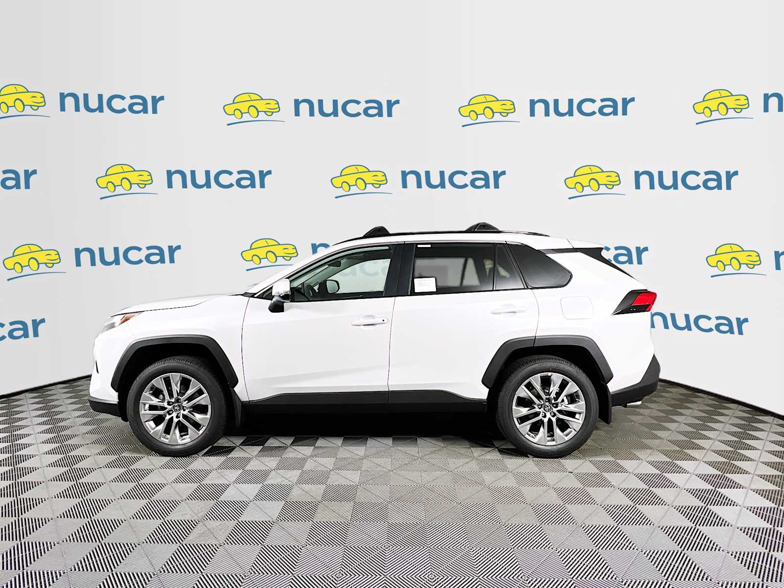 2025 Toyota RAV4 XLE Premium - Photo 3