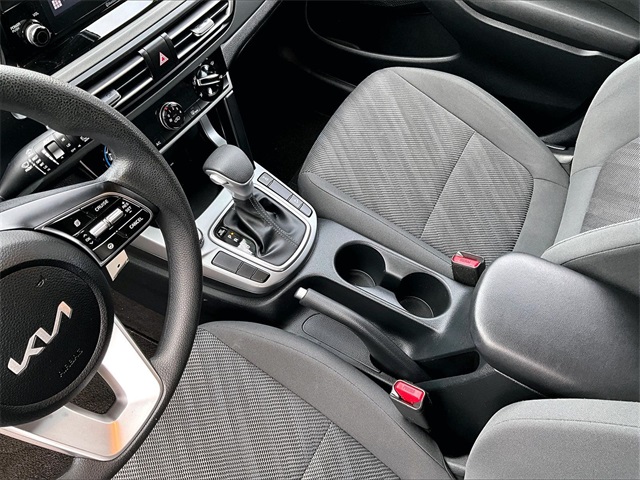 2023 Kia Seltos LX - Photo 15
