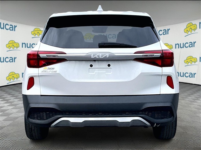 2023 Kia Seltos LX - Photo 4