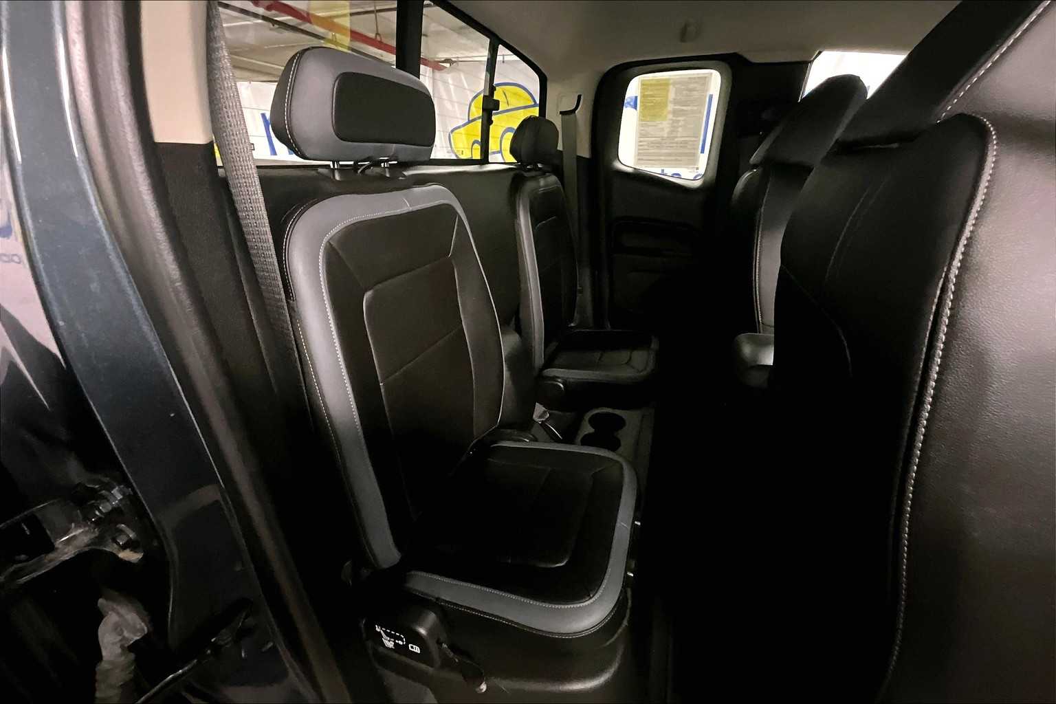 2019 Chevrolet Colorado 4WD Z71 - Photo 16