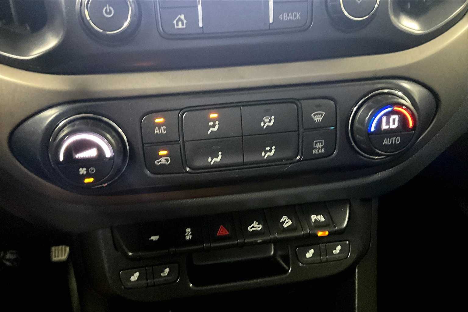 2019 Chevrolet Colorado 4WD Z71 - Photo 25