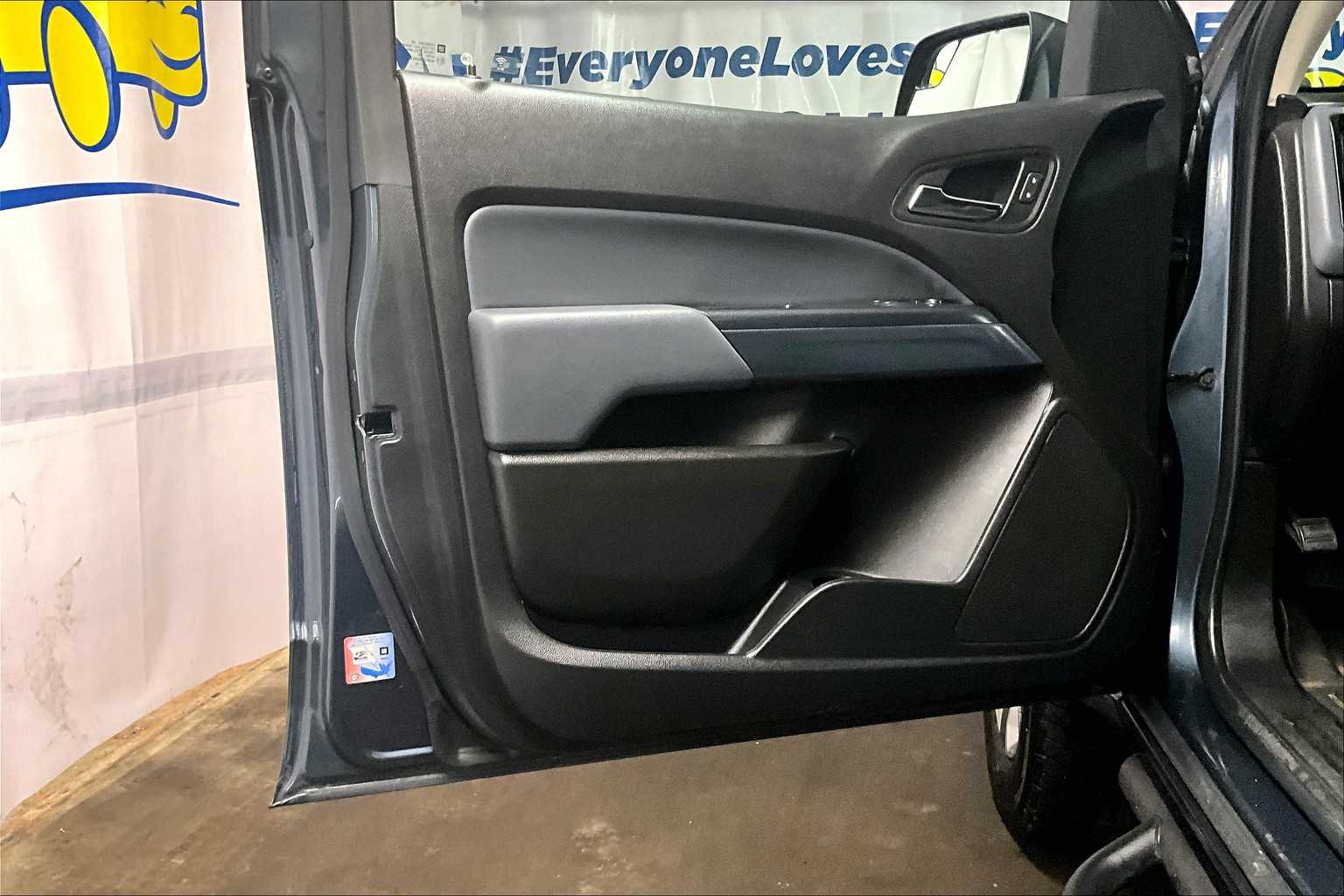 2019 Chevrolet Colorado 4WD Z71 - Photo 9