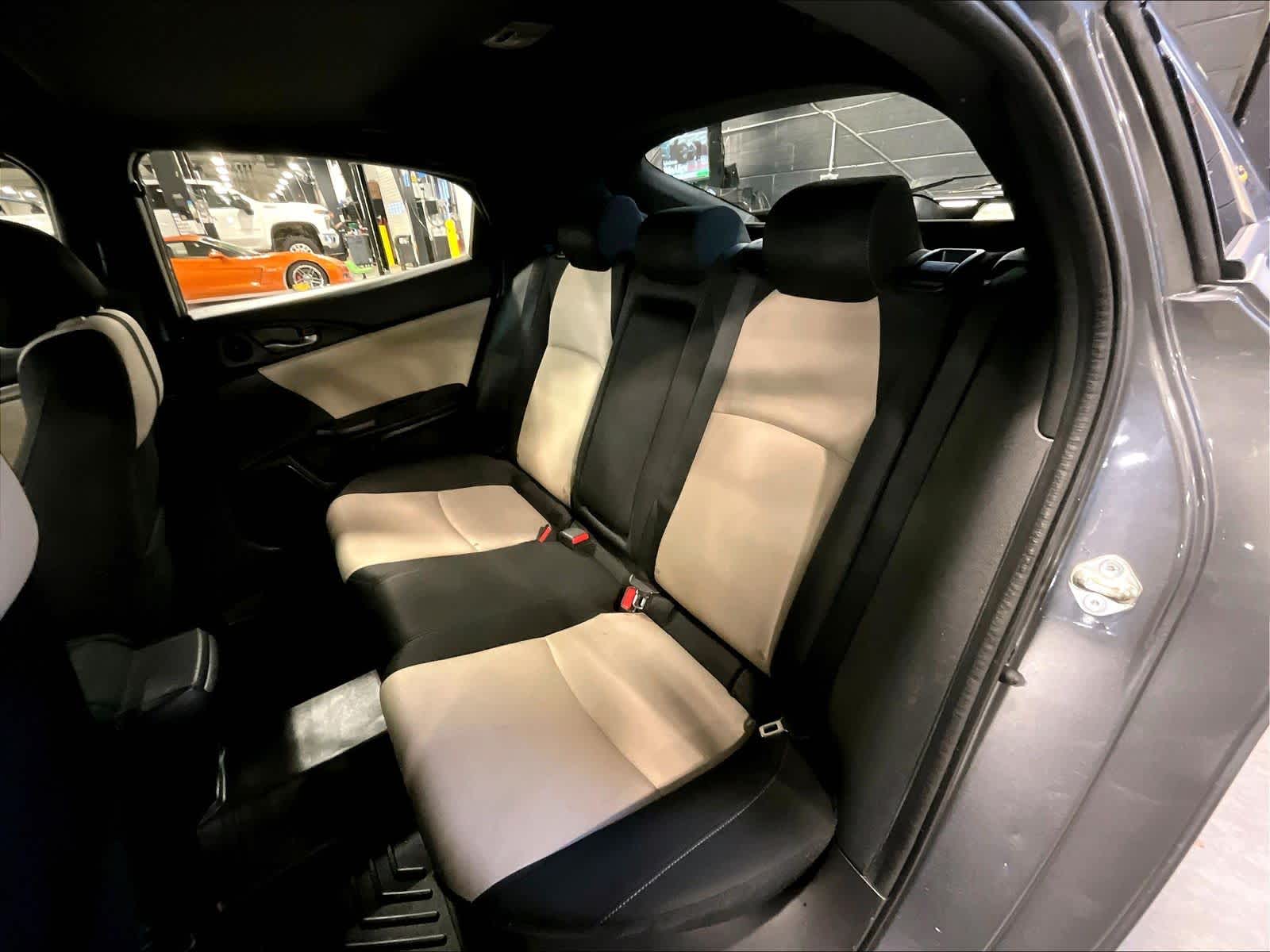 2018 Honda Civic Hatchback EX - Photo 15