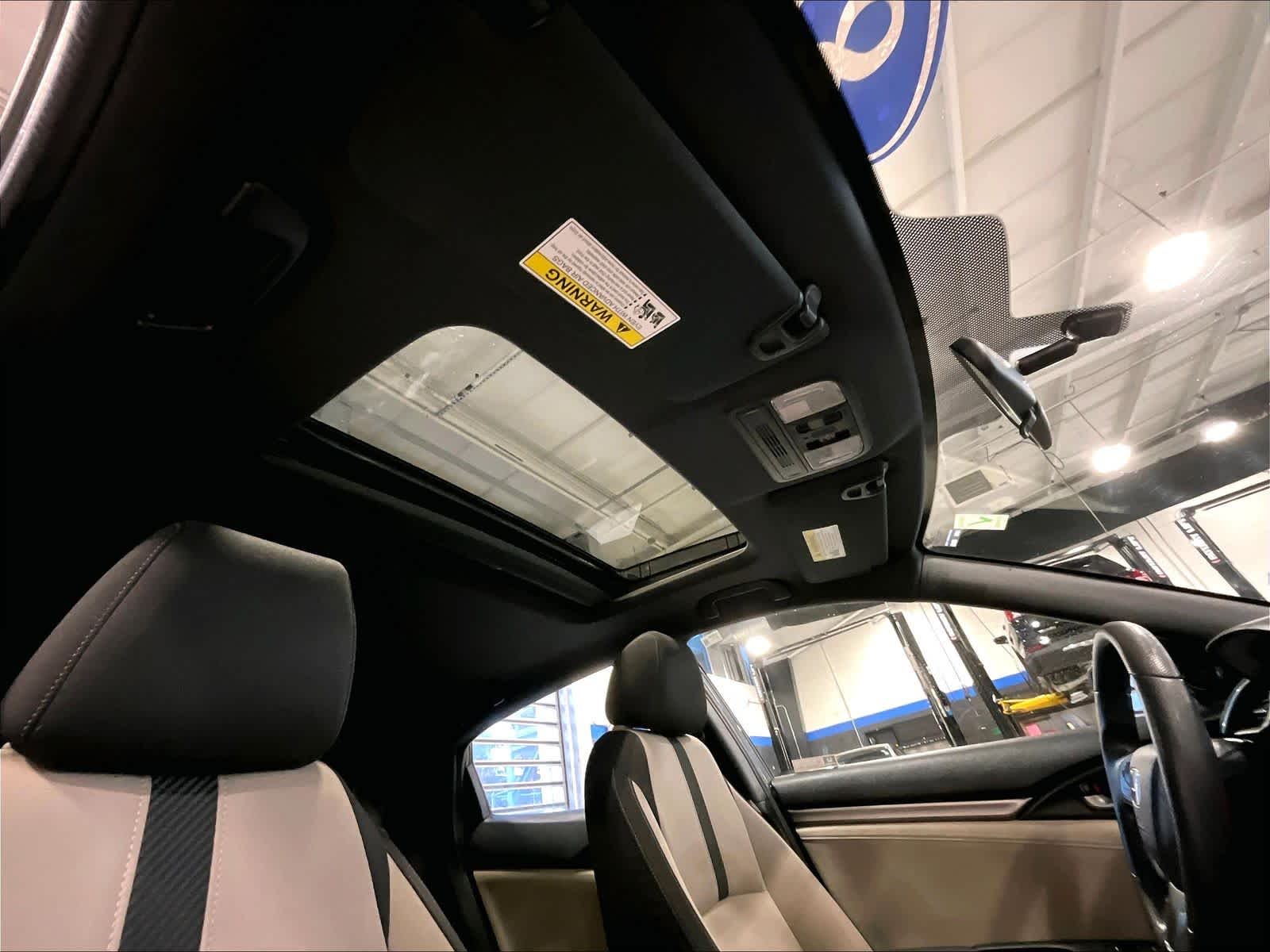 2018 Honda Civic Hatchback EX - Photo 22