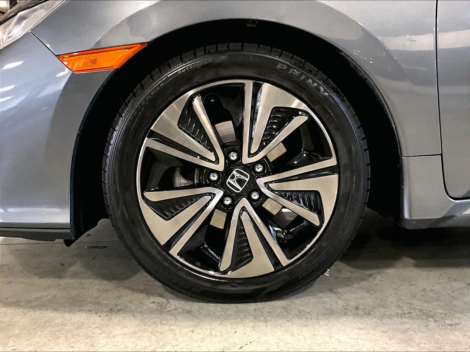 2018 Honda Civic Hatchback EX - Photo 7