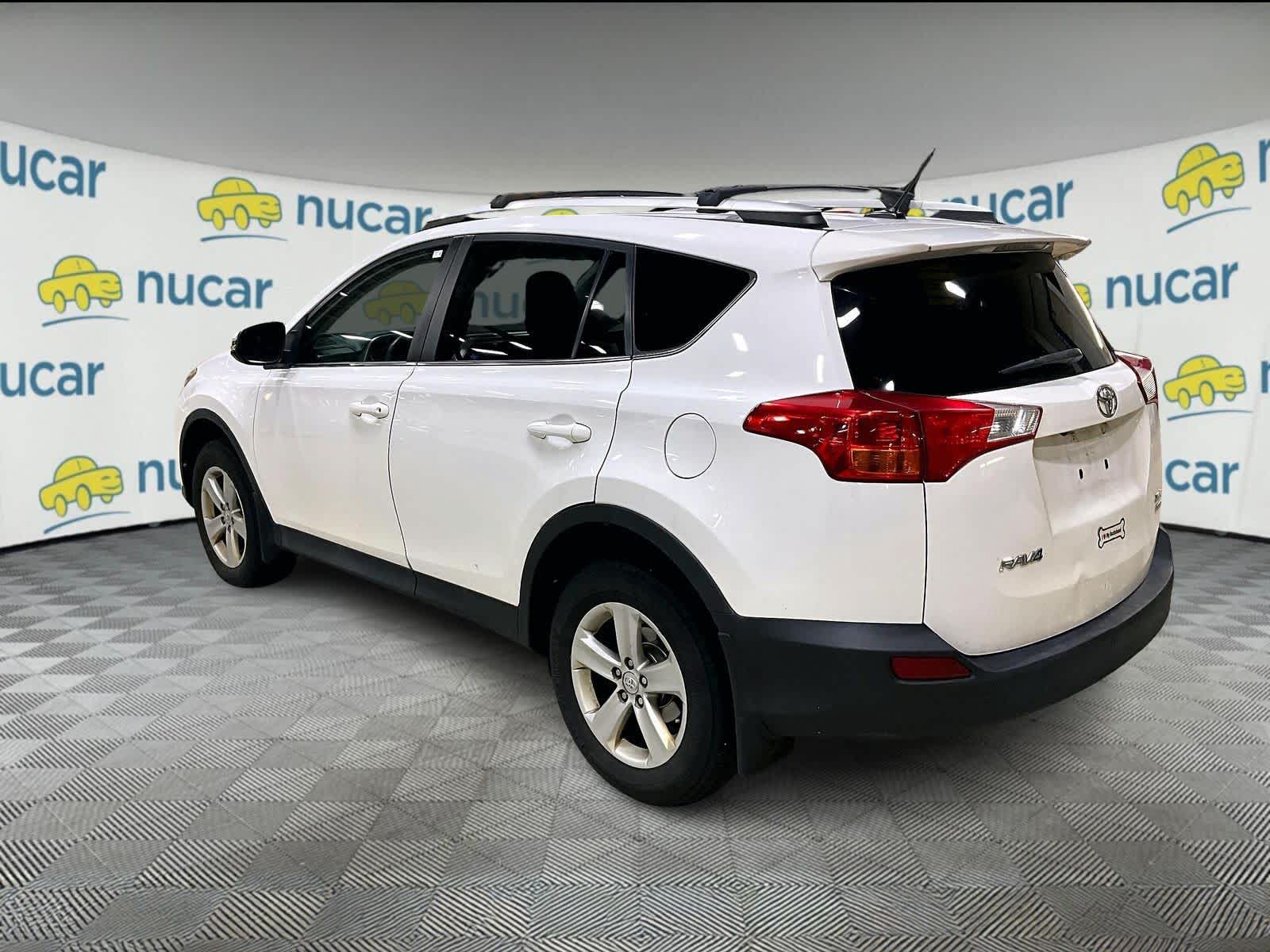 2014 Toyota RAV4 XLE - Photo 3