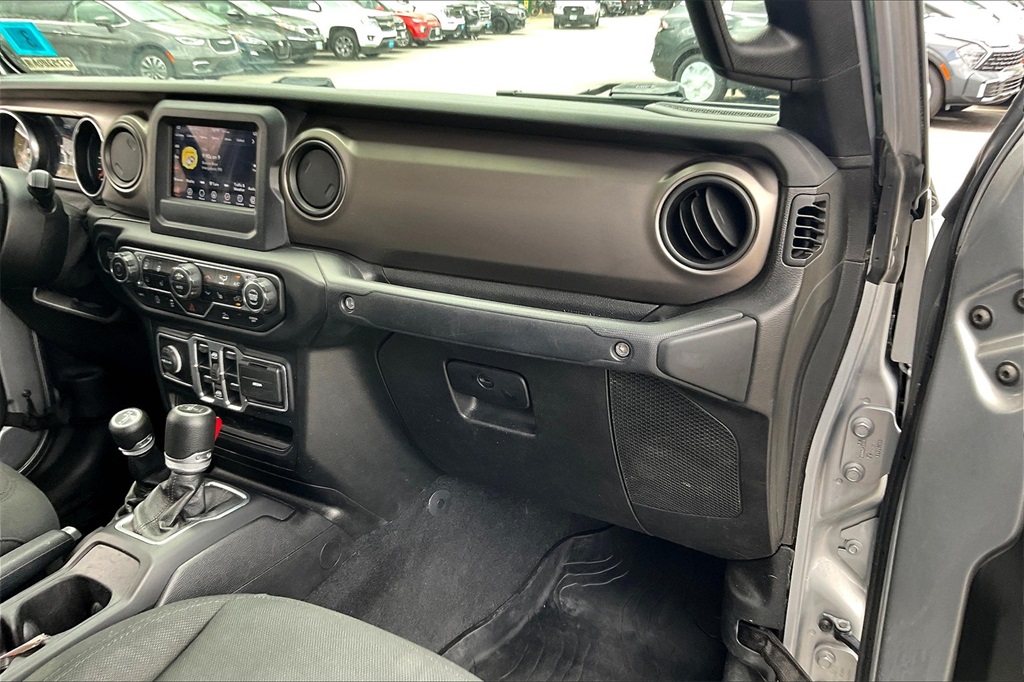 2020 Jeep Gladiator Sport - Photo 12