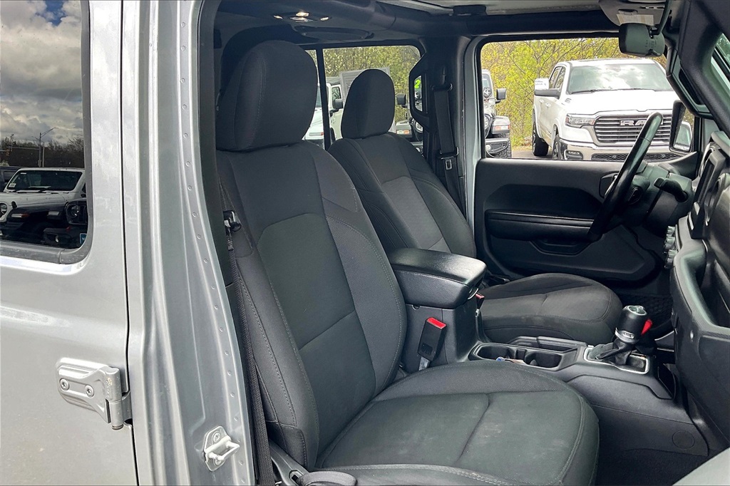 2020 Jeep Gladiator Sport - Photo 10